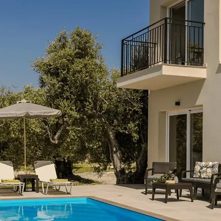 Βίλα Olive Grove Τραπεζάκι